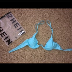 SHEIN Adjustable Strap Underwire Bikini Top